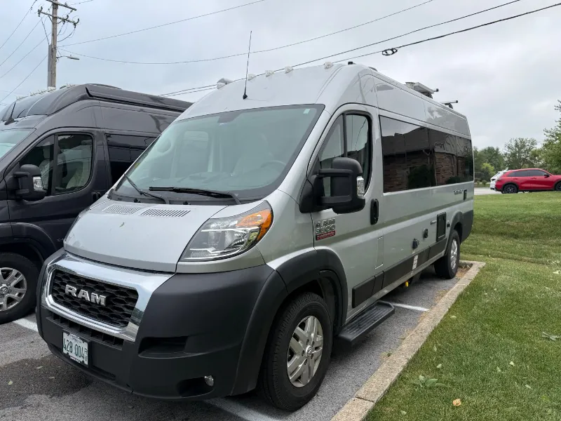 2022 Thor Motor Coach Tellaro 20A - Photo 2
