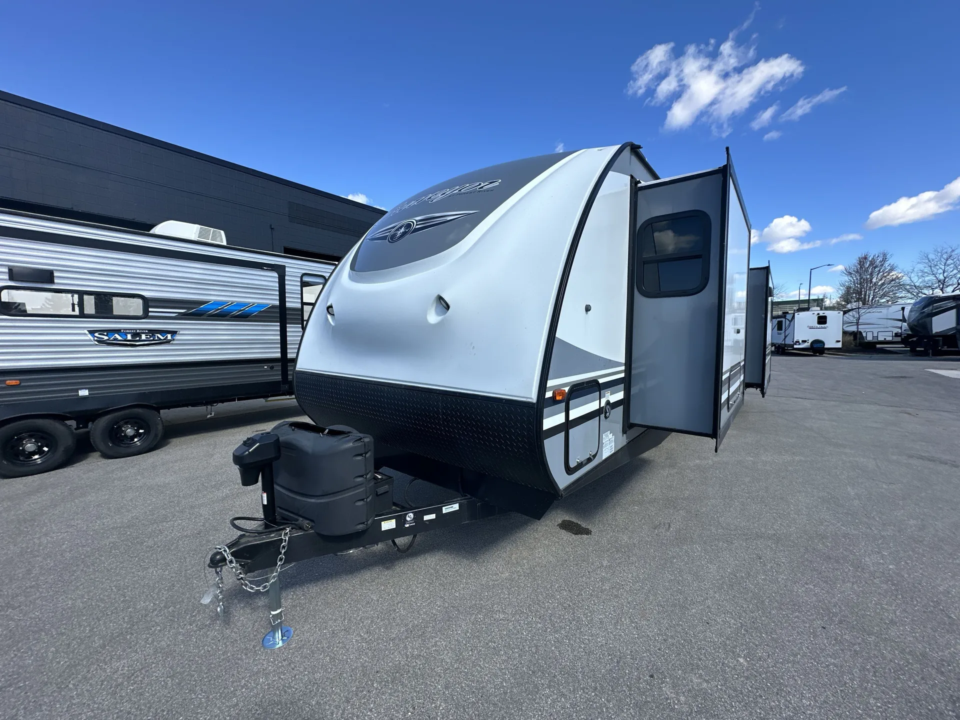 2018 Forest River Surveyor 33KRLOK — front