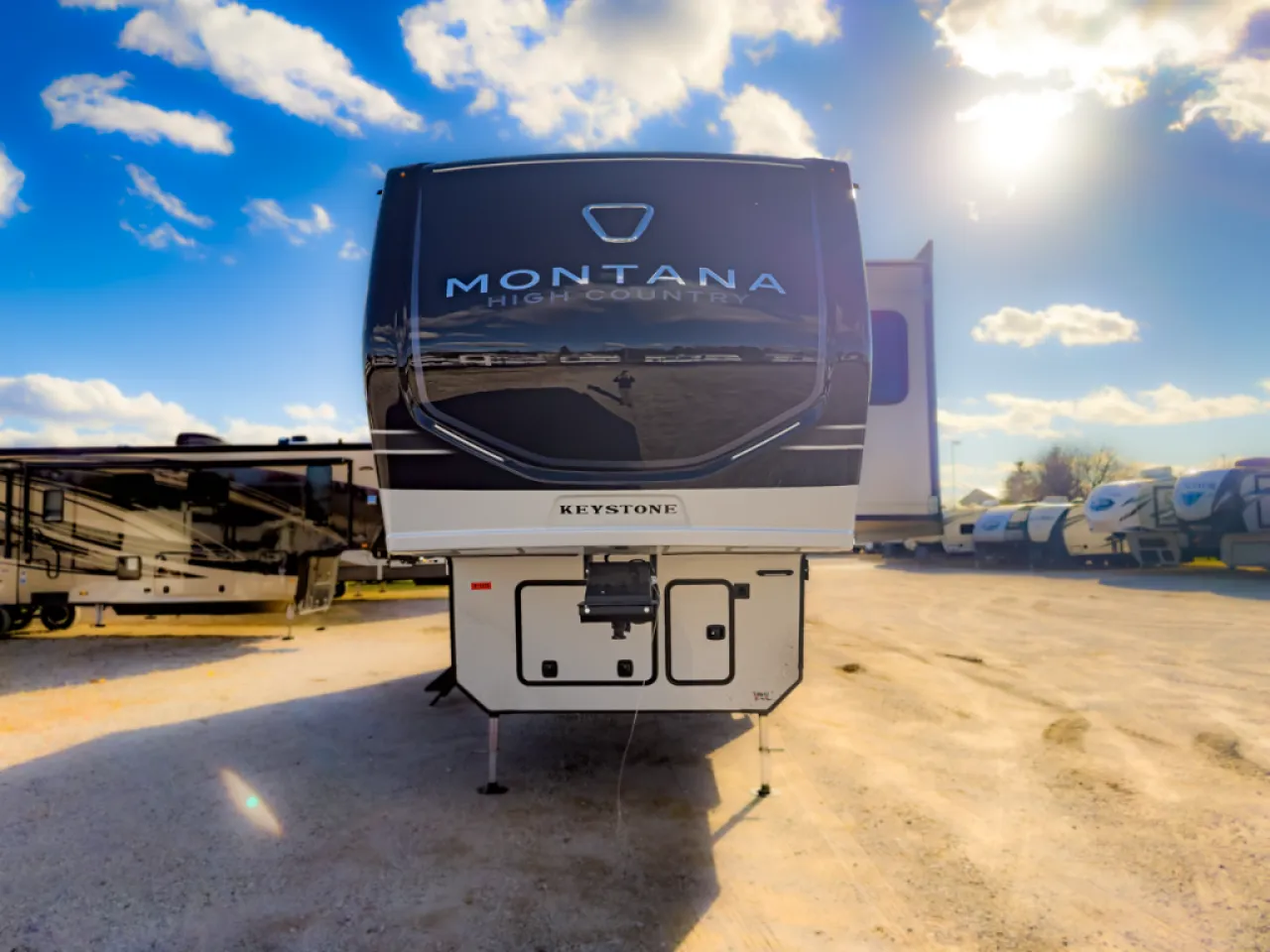 2026 Keystone Montana High Country 331RL - Photo 3