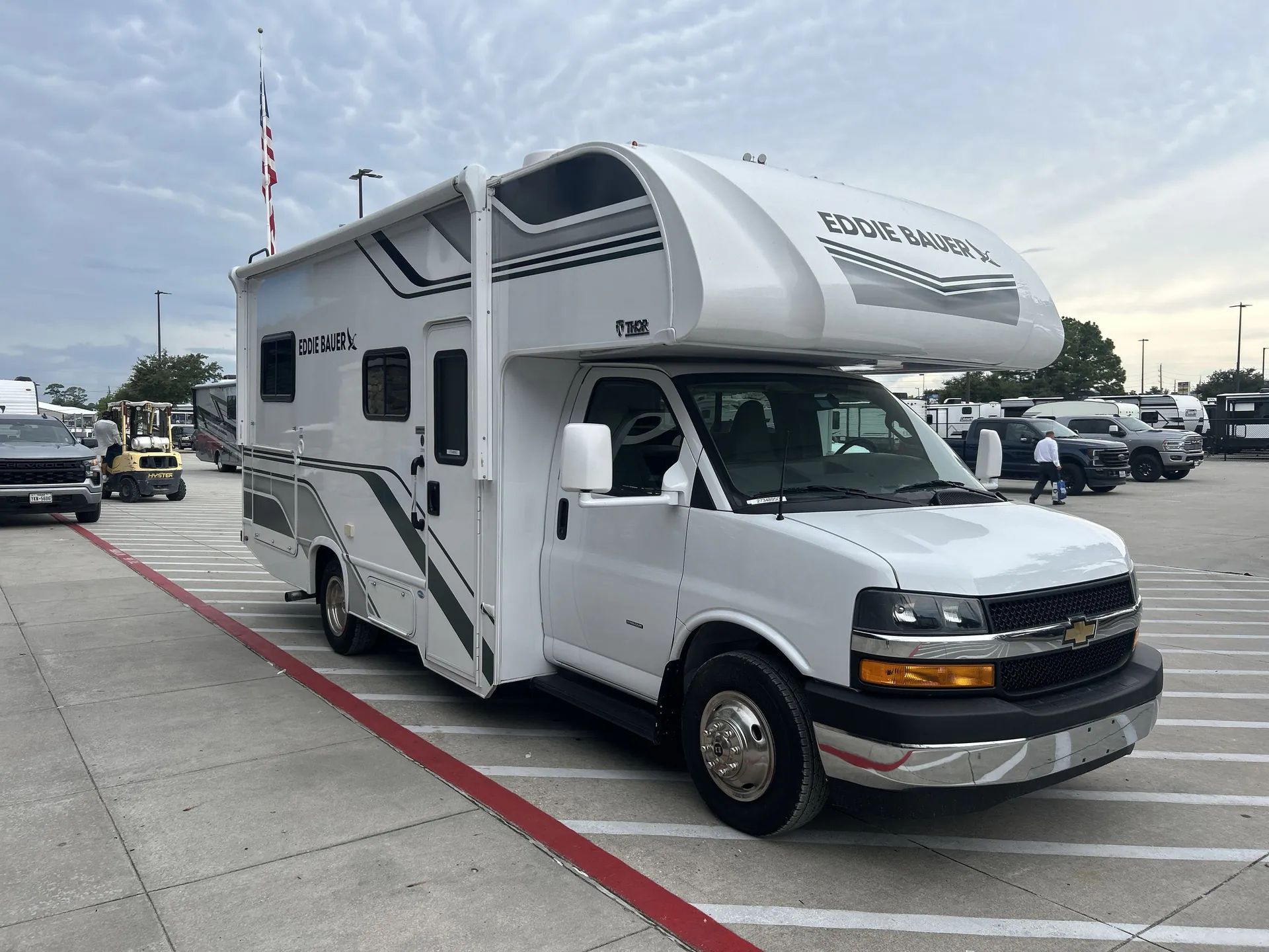 2025 Thor Motor Coach Freedom Eddie Bauer 22EB - Photo 2