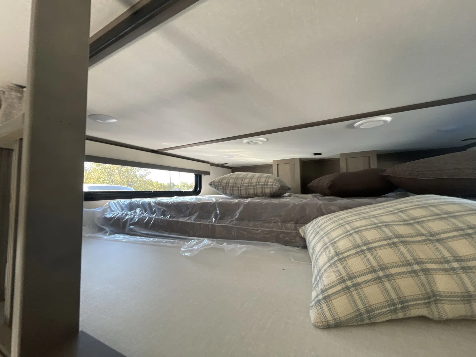 2024 Grand Design Solitude 391DL-R — living area main