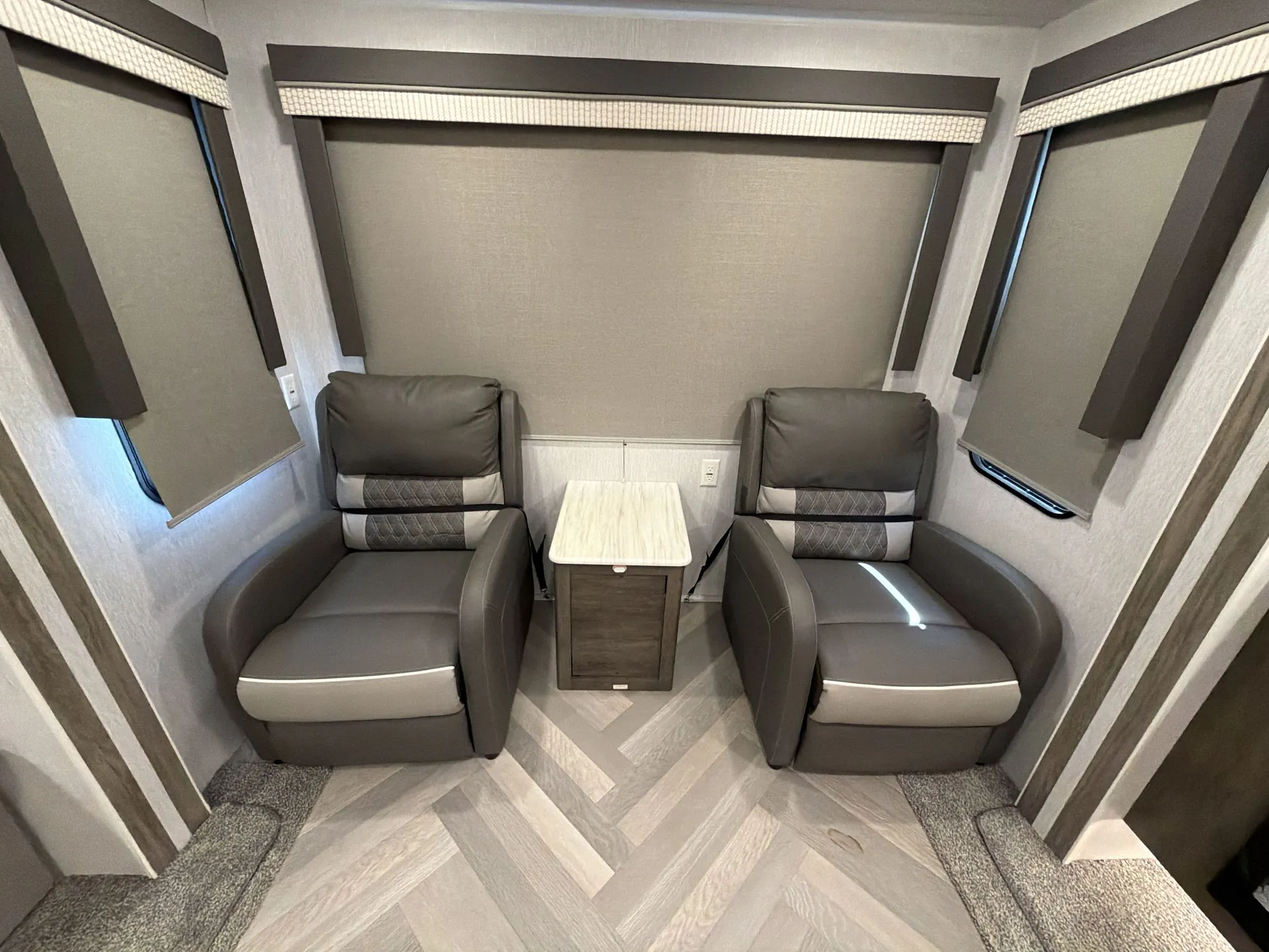 2022 Forest River Wildwood 27RE — living area main