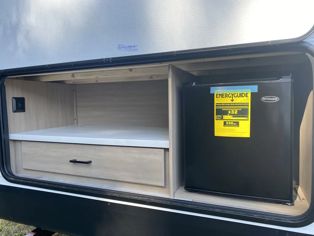 2026 Jayco Jay Flight SLX 321BDS, Photos photo 2