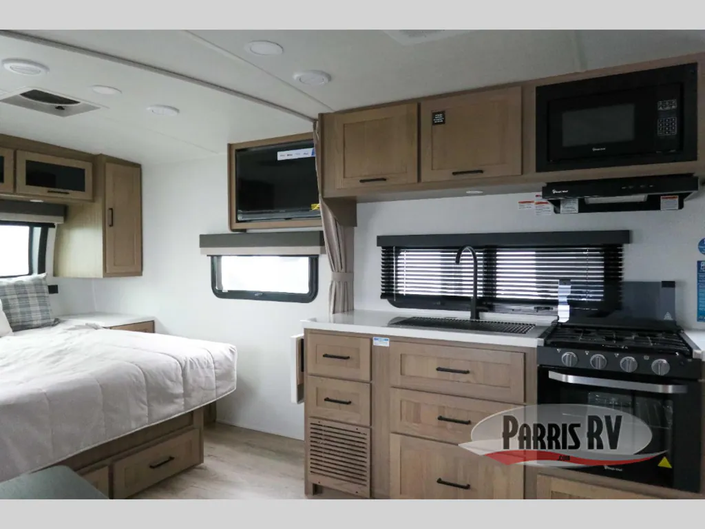 2027 Forest River Rockwood Mini Lite 2109S, Photos photo 29