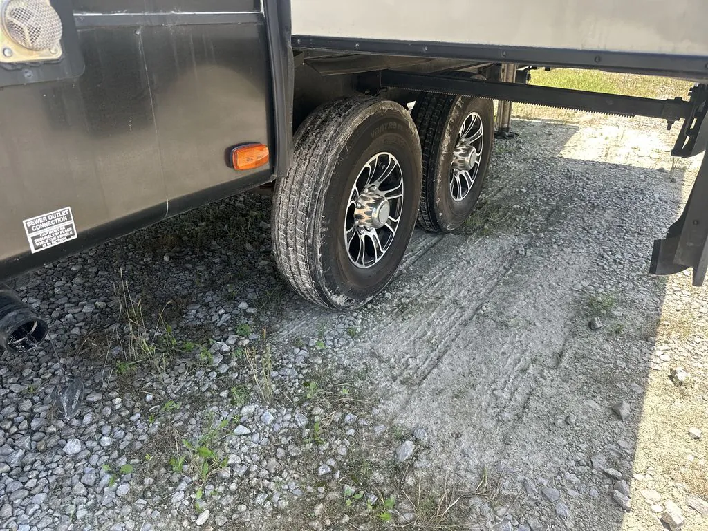 2019 Heartland ElkRidge 31RLK - Photo 2