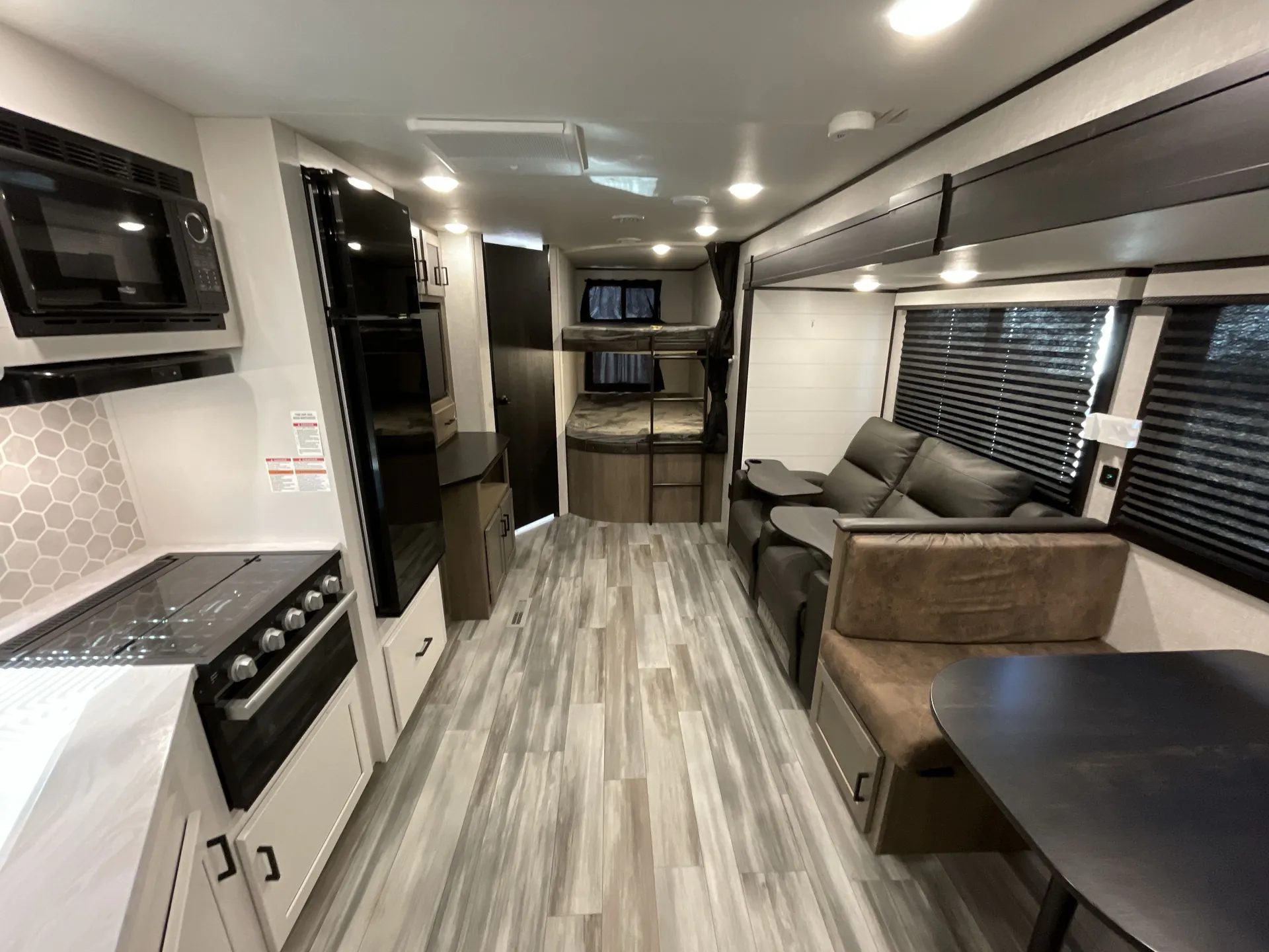 2024 Jayco Jay Flight 280BHK — living area main