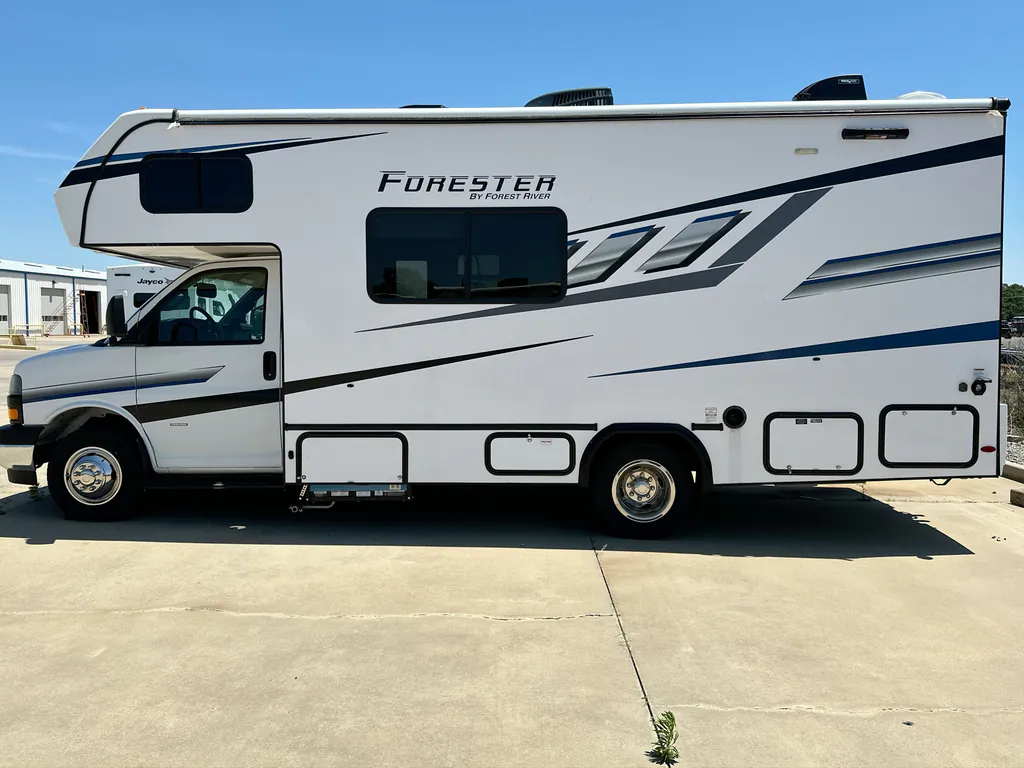 2024 Forest River Forester 2351LE, Photos photo 5