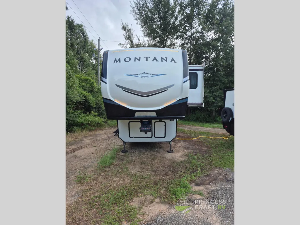 2021 Keystone Montana 3231CK, Photos photo 4