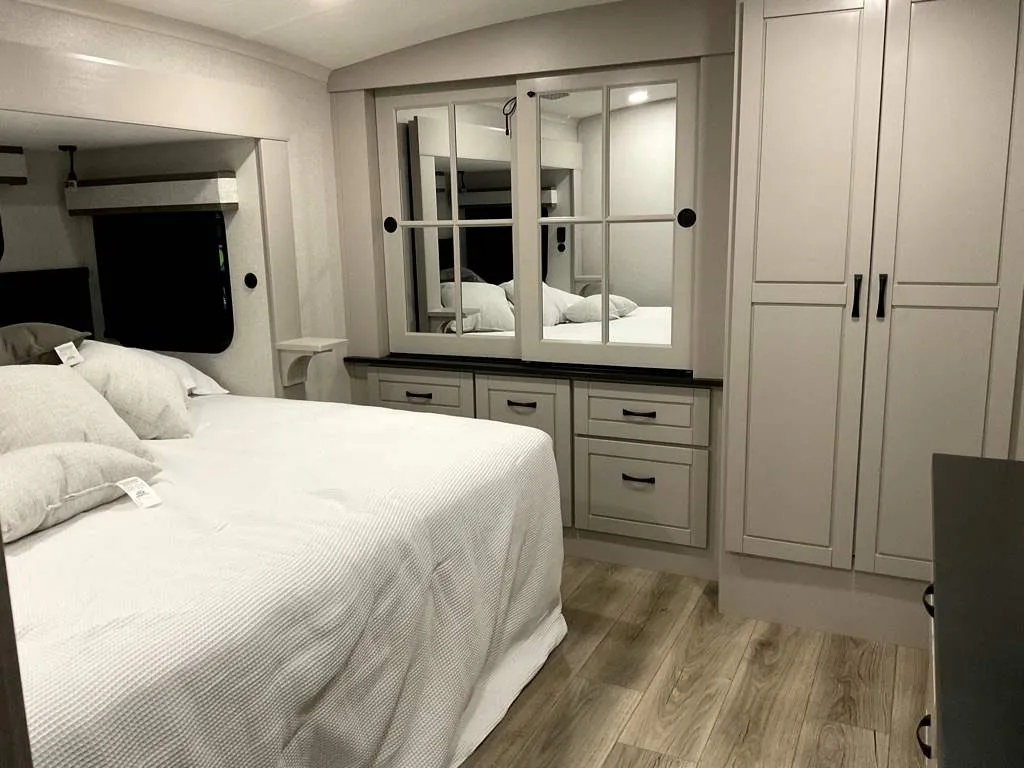 2026 Jayco North Point 395DSDB, Photos photo 29