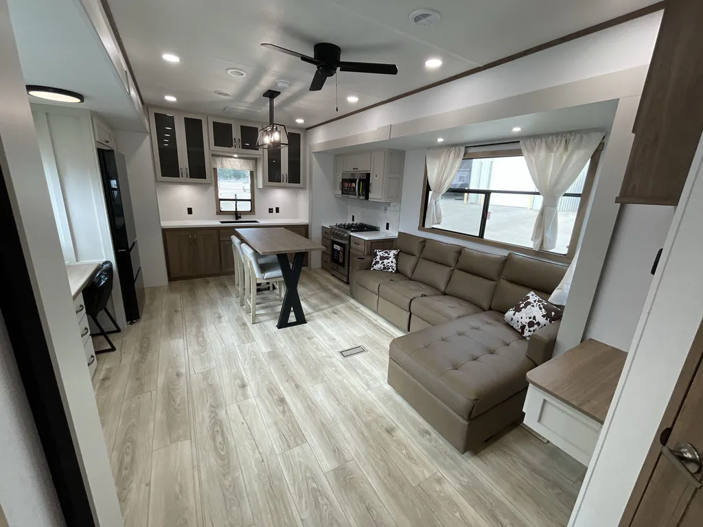 2027 Forest River Mesquite 3850HBRK, Photos photo 2