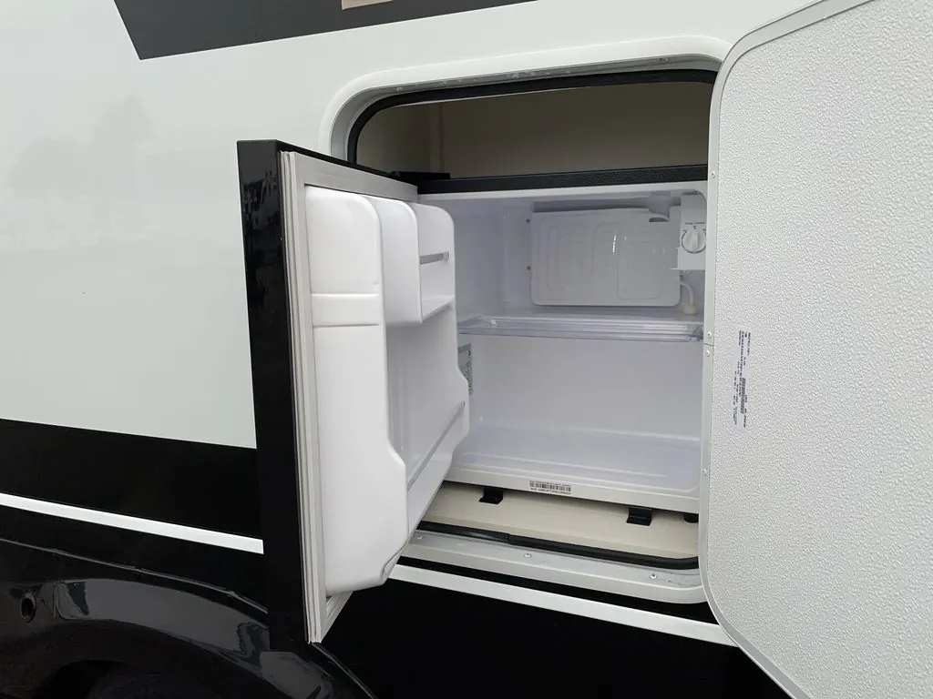 2026 Brinkley Model I 294, Photos photo 4