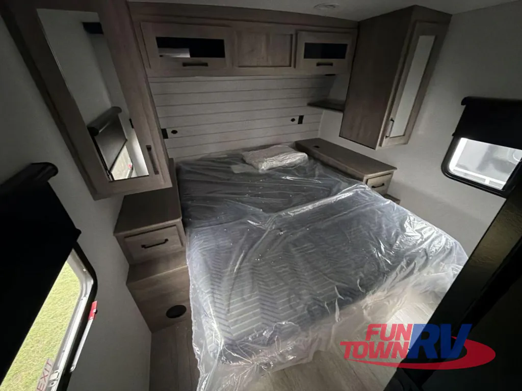 2026 Forest River Solaire 2580RBSS, Photos photo 38