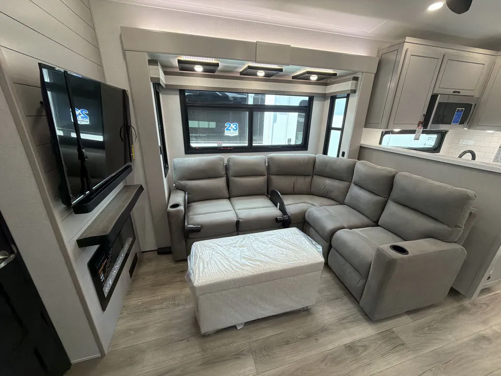 2026 Jayco North Point 395DSDB, Photos photo 11