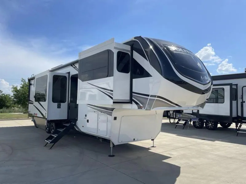 2026 Grand Design Solitude 380FL - Photo 3