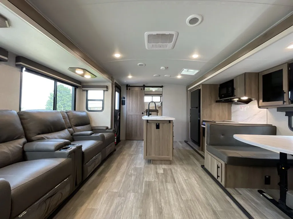 2023 Grand Design Imagine 3210BH, Photos photo 7