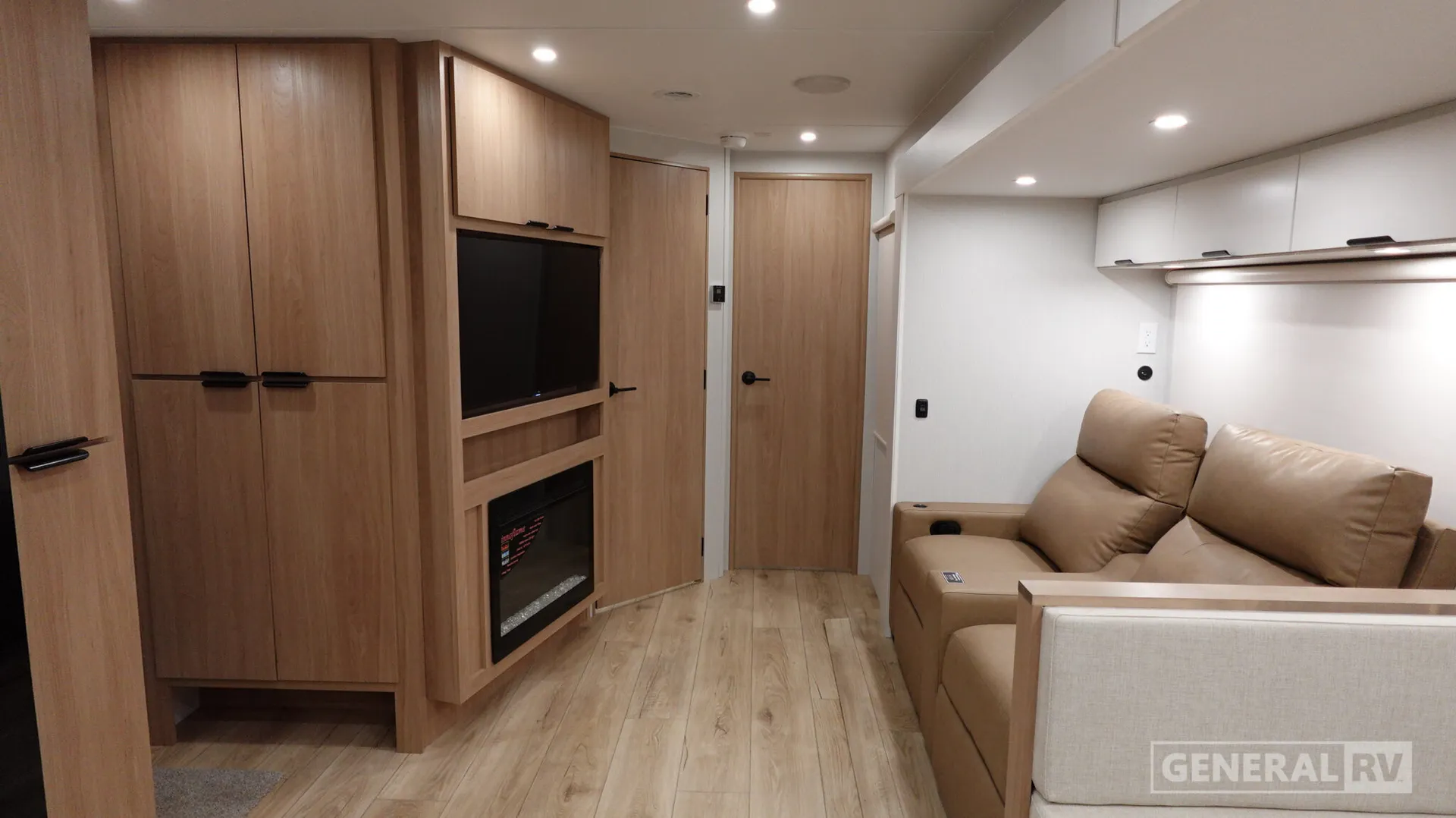 2027 Winnebago Thrive 26FKD - Photo 3