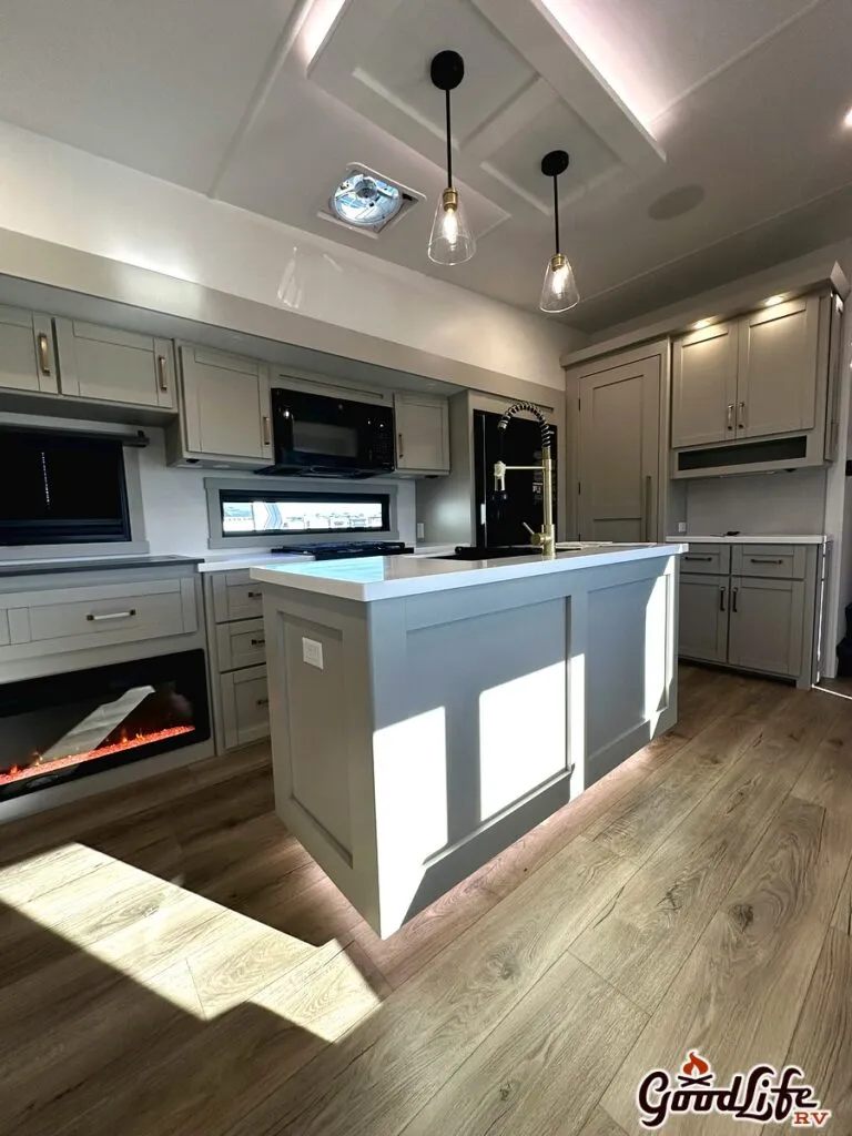 2026 Brinkley Model Z 3515, Photos photo 46