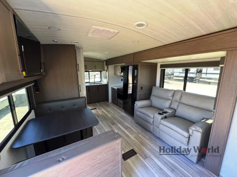 2026 Keystone Cougar Half-Ton 22MLS - Photo 4