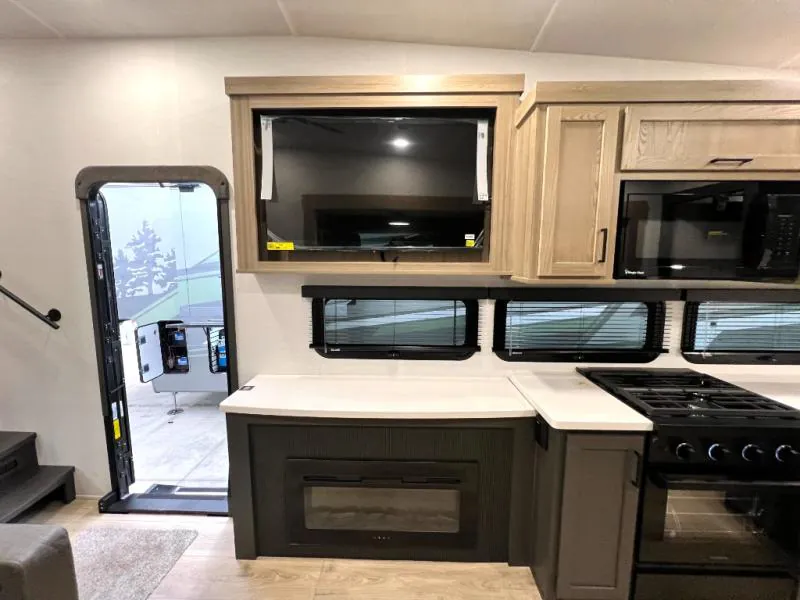 2026 Forest River Rockwood Signature R374DBH, Photos photo 19