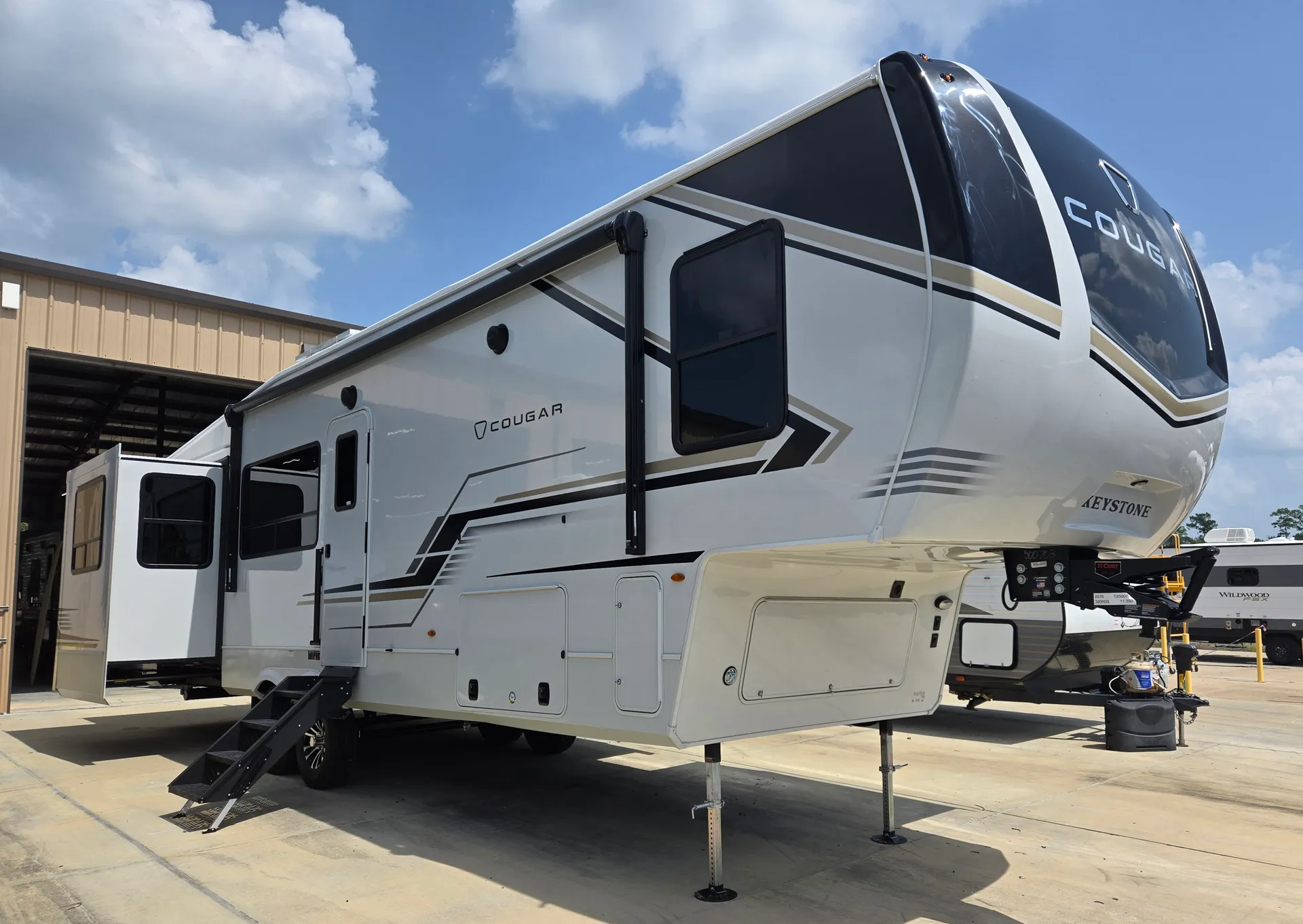 2026 Keystone Cougar 320RDS - Photo 2