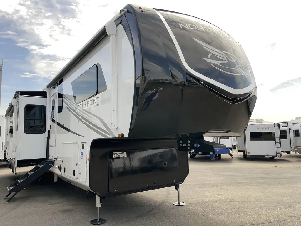2025 Jayco North Point 365RKTS - Photo 2