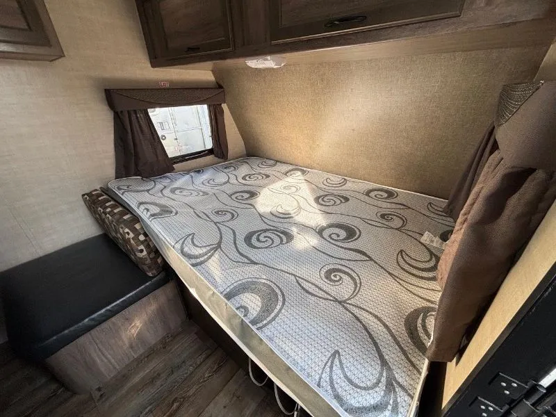 2017 Pacific Coachworks Mighty Lite 16BB - Photo 4