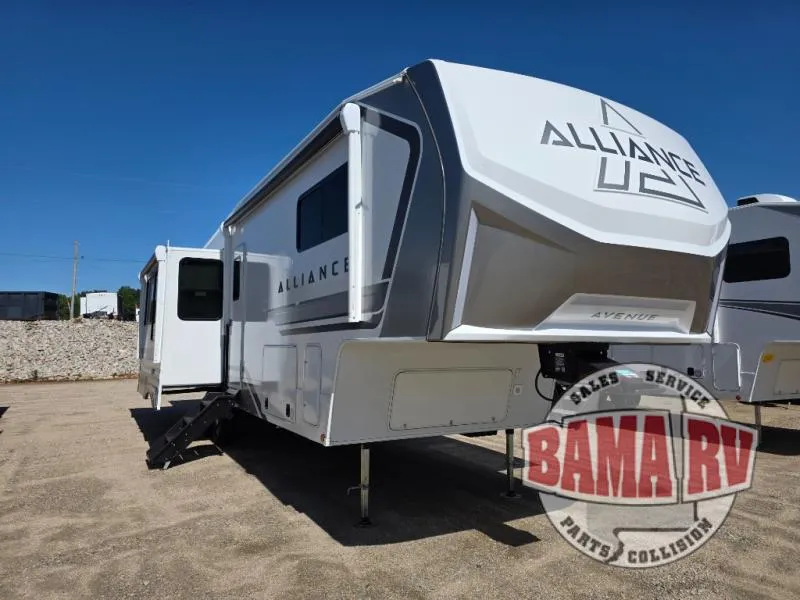 2027 Alliance RV Avenue 32RLS - Photo 2
