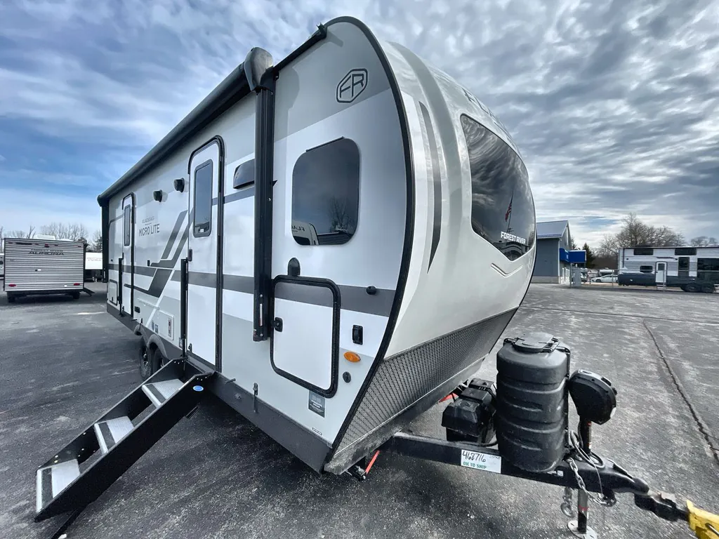 2026 Forest River Flagstaff Micro Lite 25FKB, Photos photo 2