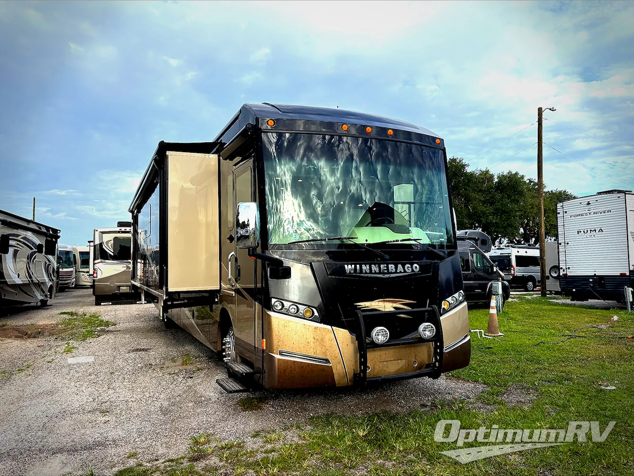 2015 Winnebago Journey 40R - Photo 2