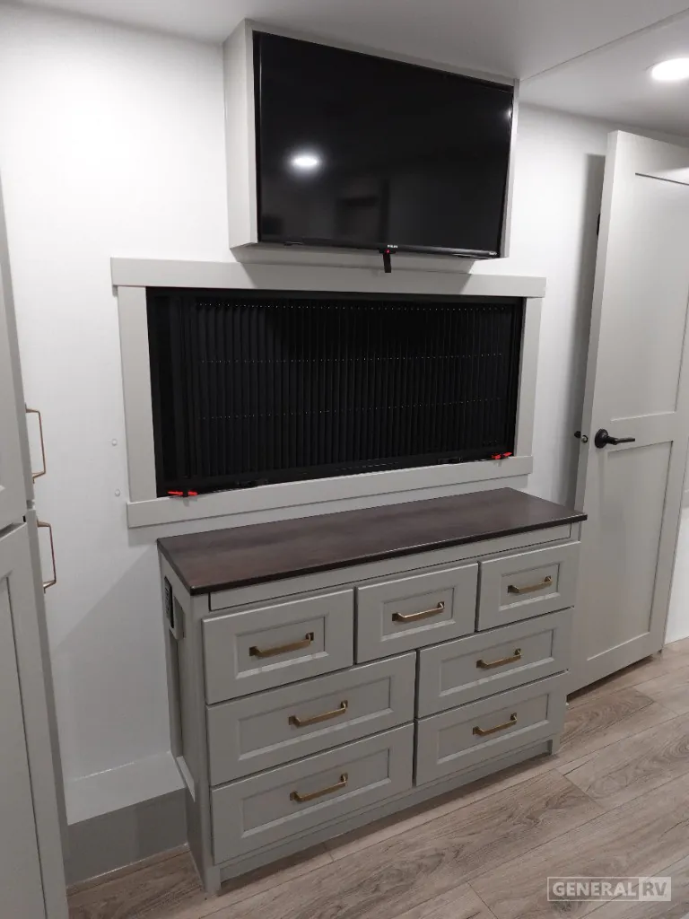 2025 Brinkley Model G 3250, Photos photo 13