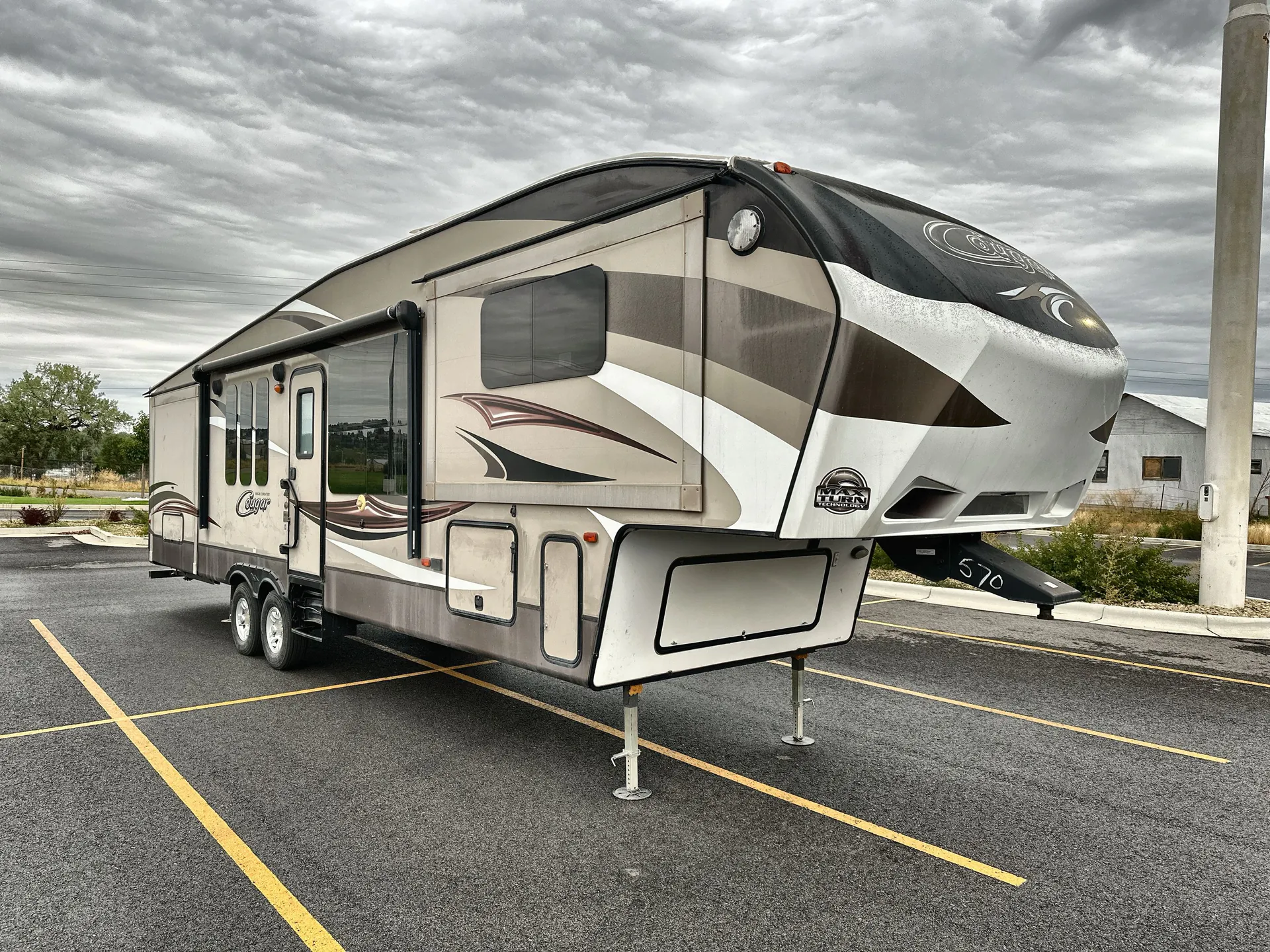 2014 Keystone Cougar 337FLS - Photo 2