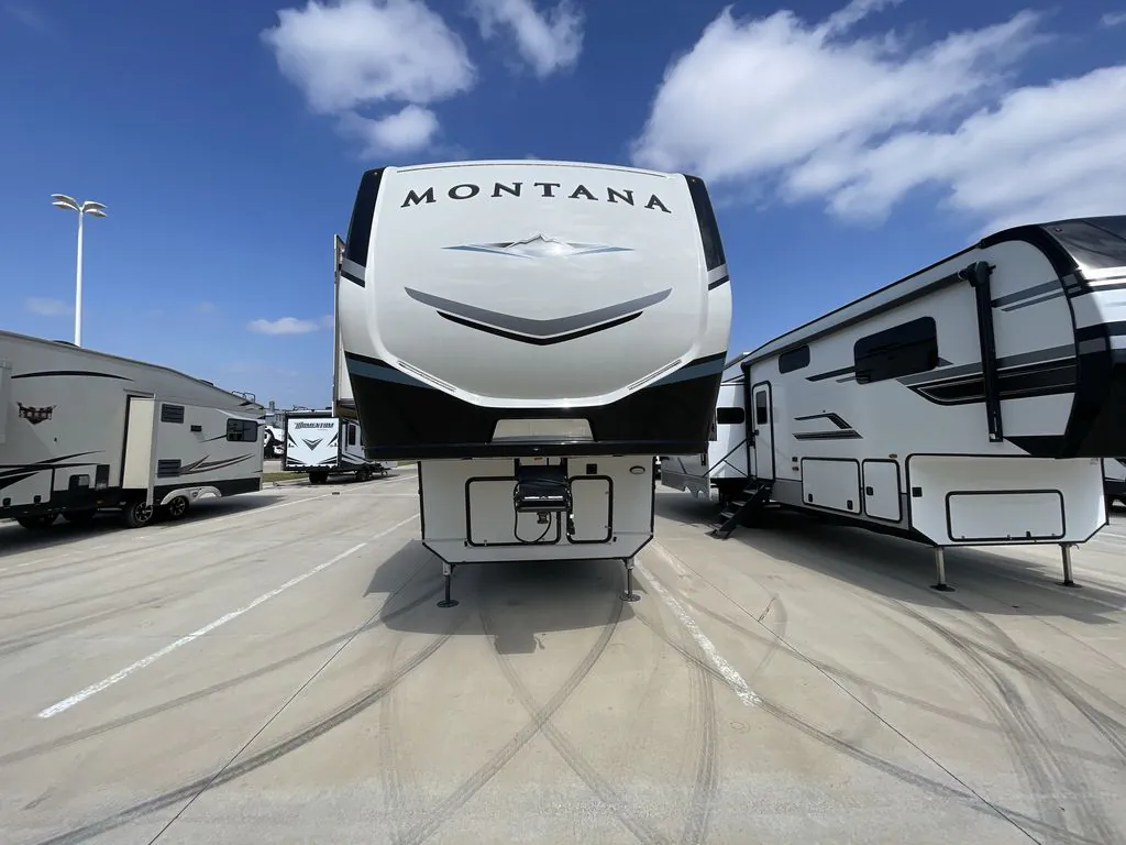 2021 Keystone Montana 3780RL - Photo 3