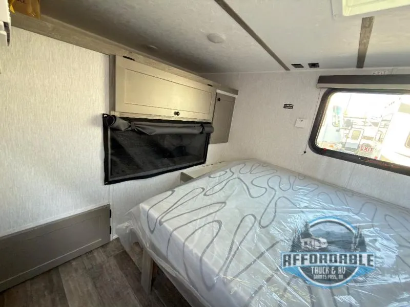 2026 Sunset Park RV SunRay 119 - Photo 4