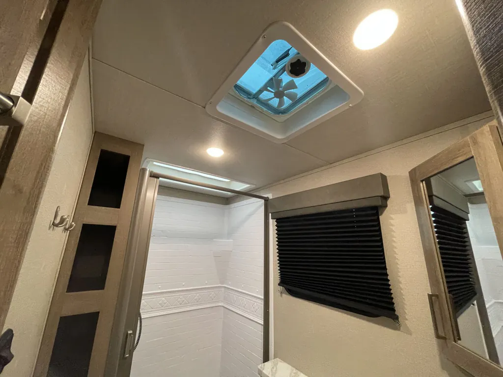 2022 Grand Design Imagine XLS 21BHE, Photos photo 36