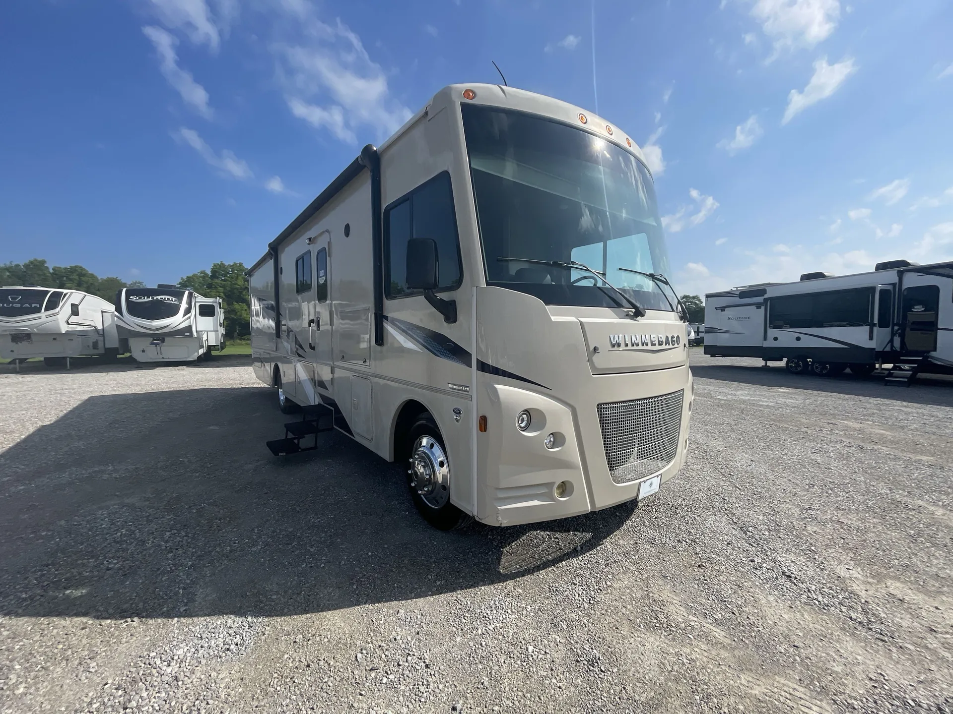 2021 Winnebago Sunstar 35U - Photo 2