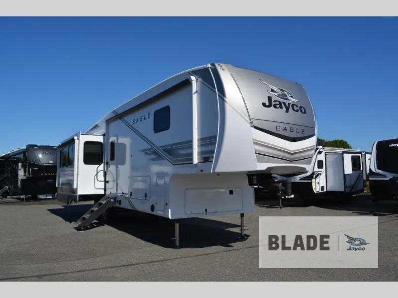 2027 Jayco Eagle 321RSTS - Photo 2