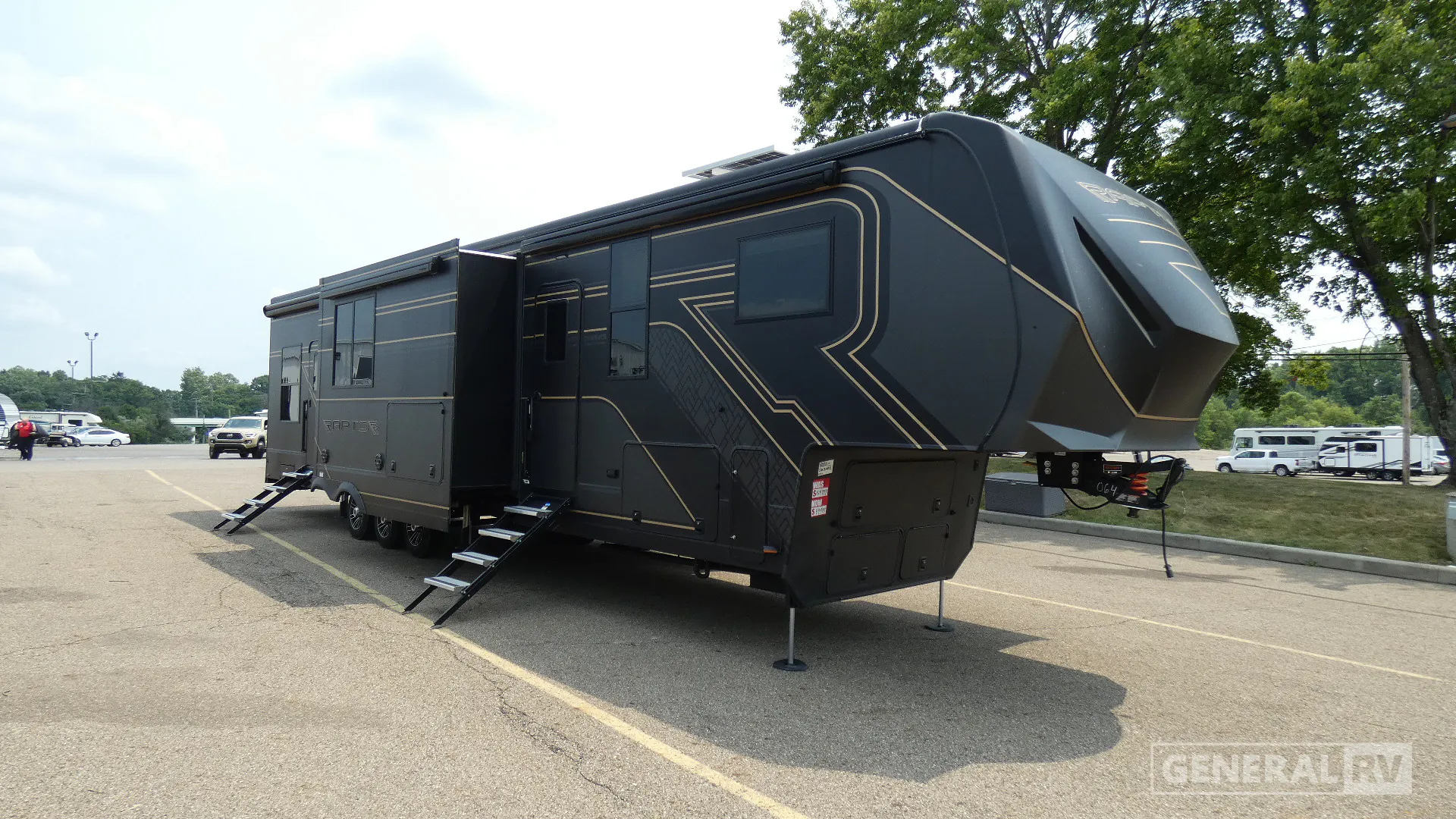 2025 Keystone Raptor 441 - Photo 2
