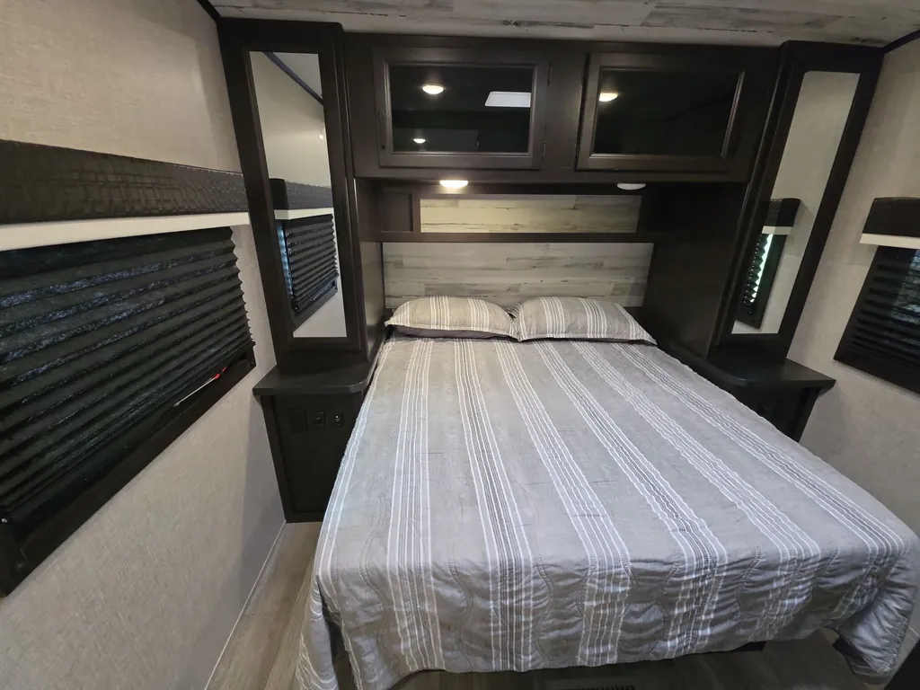 2022 Jayco Jay Feather 25RB, Photos photo 24