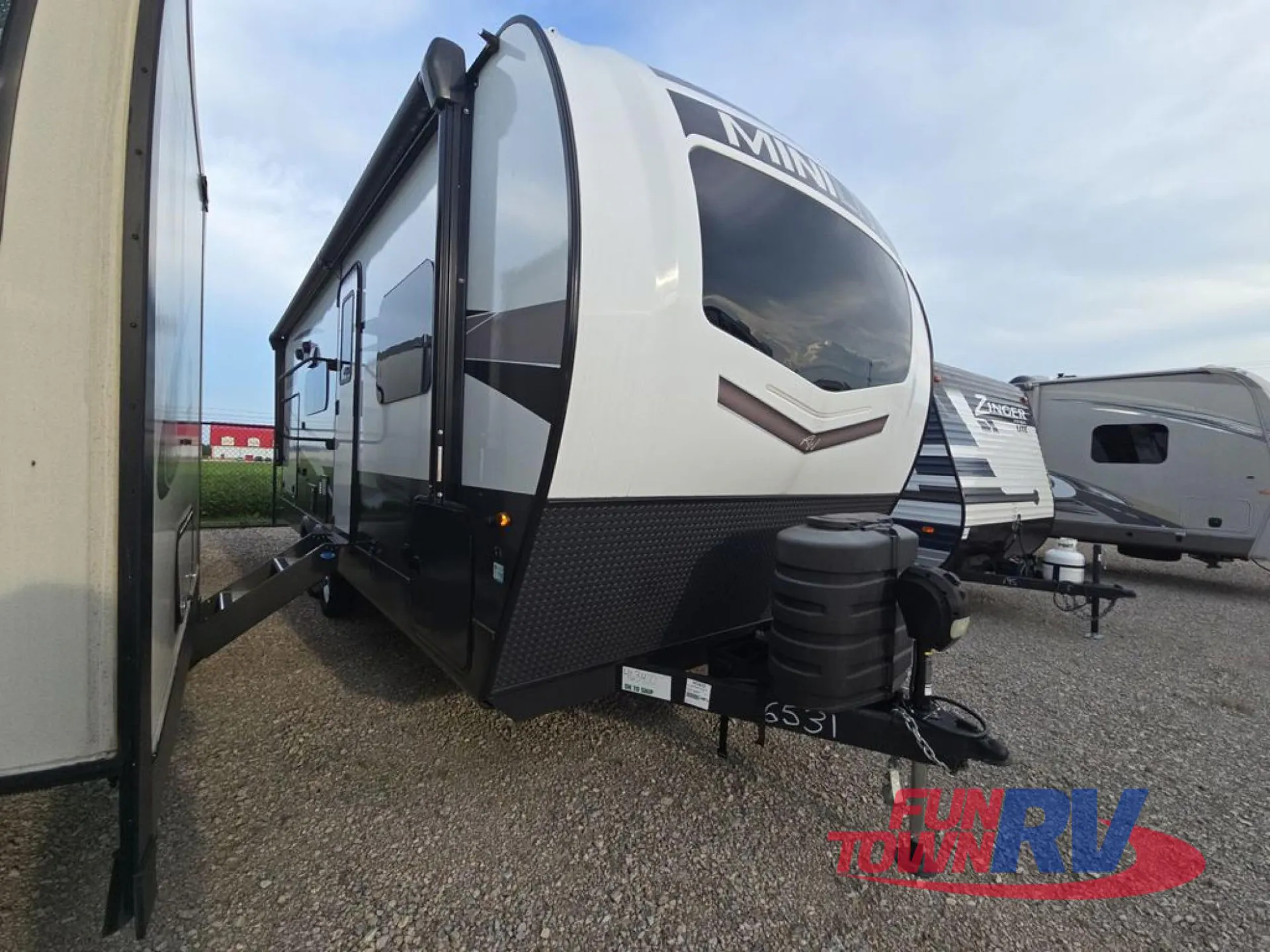 2025 Forest River Rockwood Mini Lite 2513S