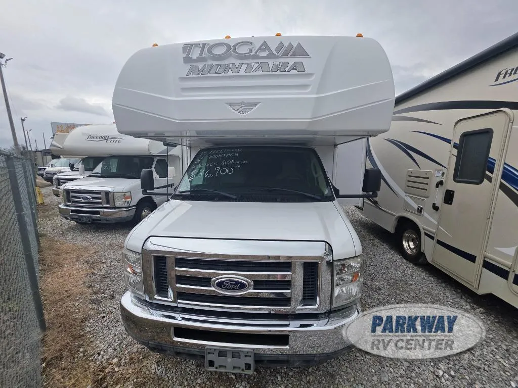 2015 Fleetwood Tioga Montara 31M - Main photo