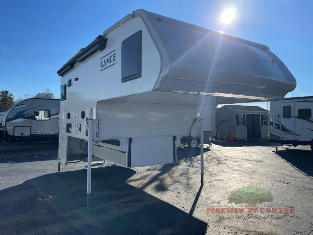 2022 Lance Lance Truck Campers 975 - Main photo