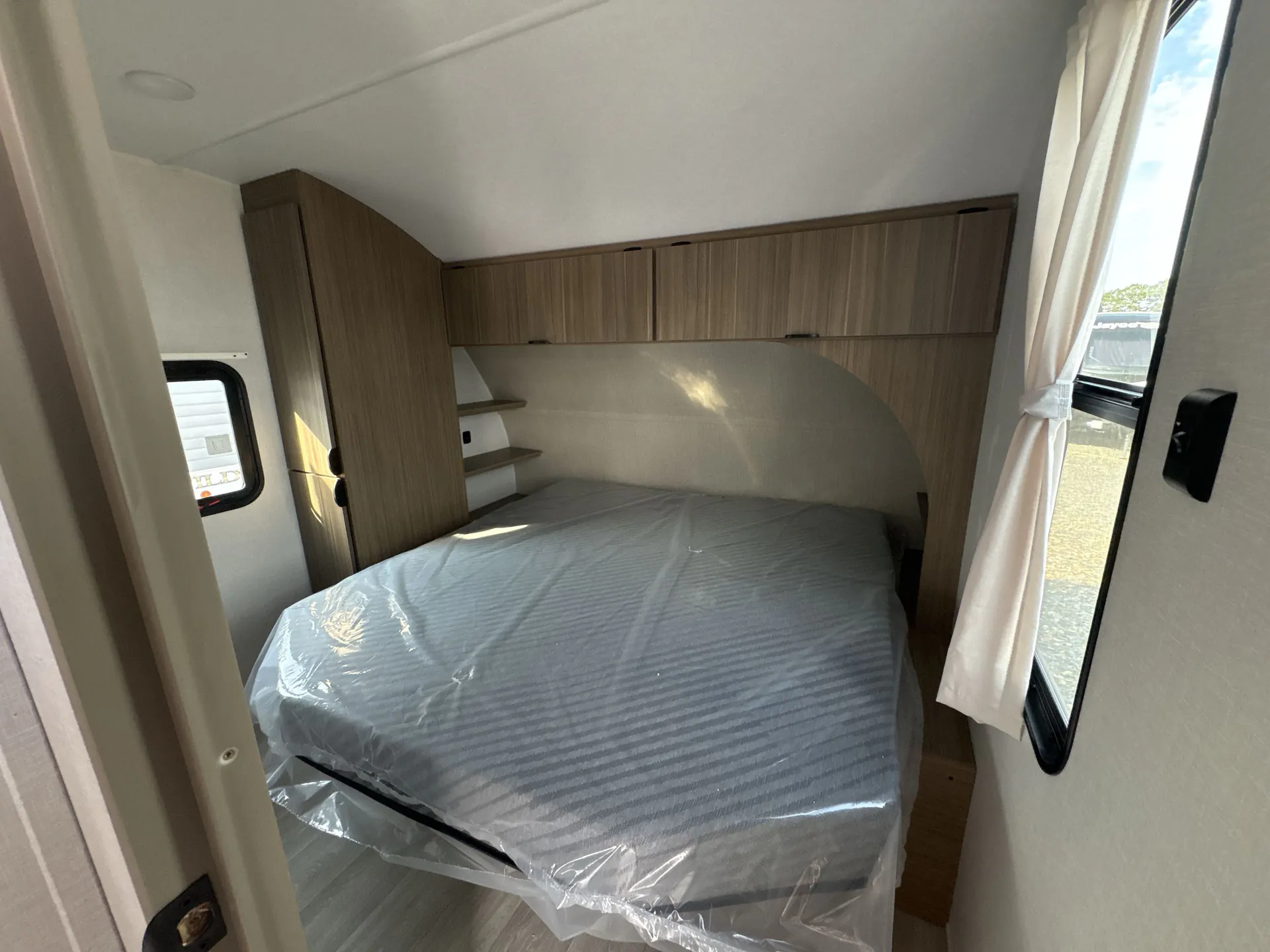 2027 Forest River Wildwood 263BHXL — off campside