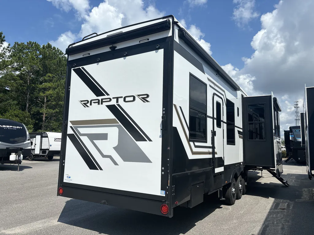 2025 Keystone Raptor 415, Photos photo 2