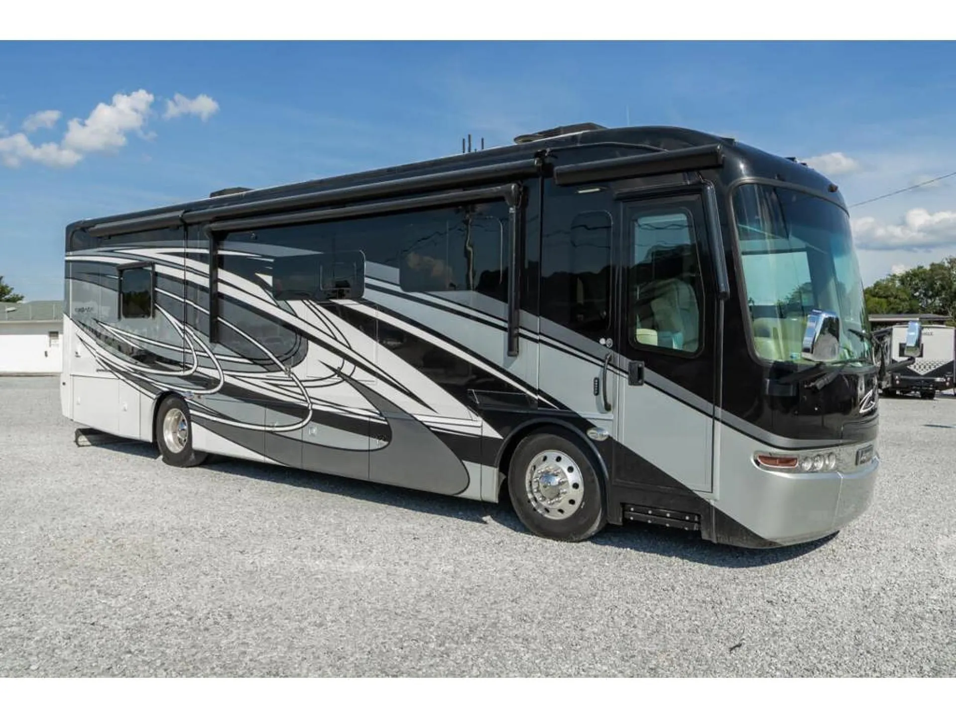 2022 Jayco Embark 37K - Photo 2