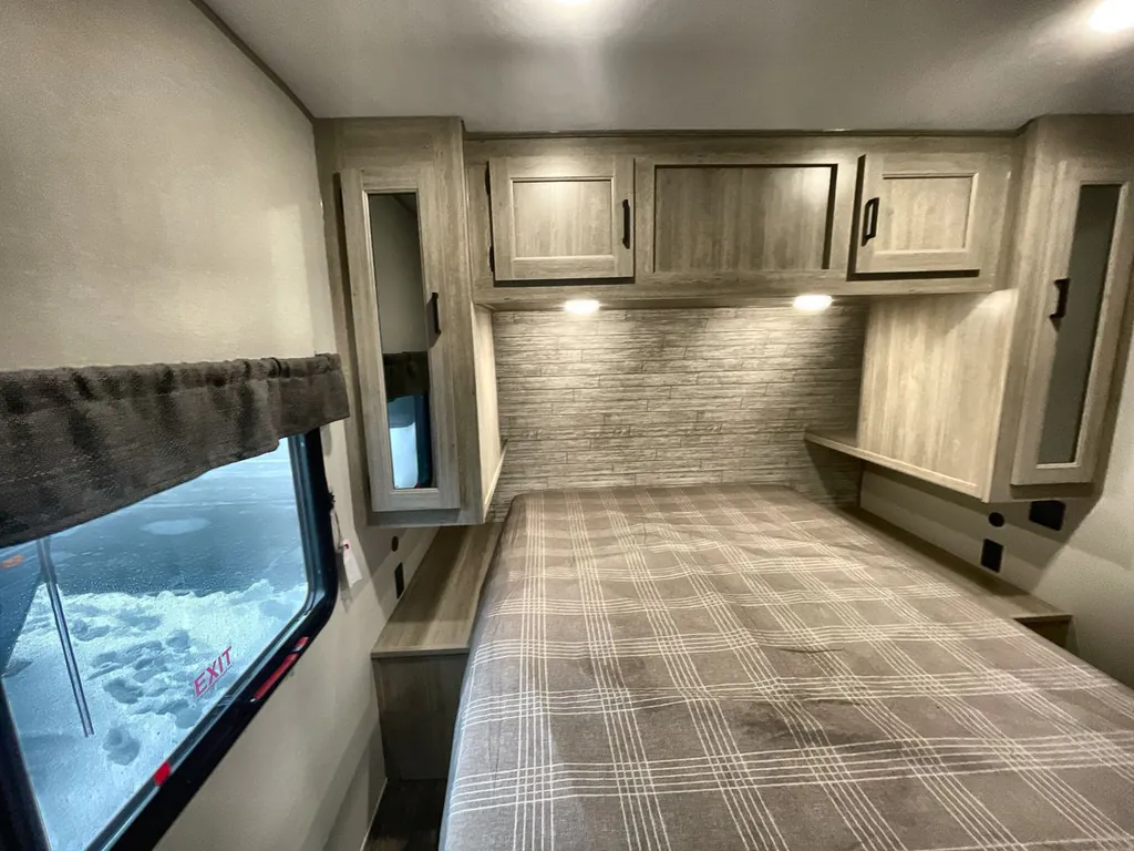 2026 Forest River Aurora 28BHS, Photos photo 10