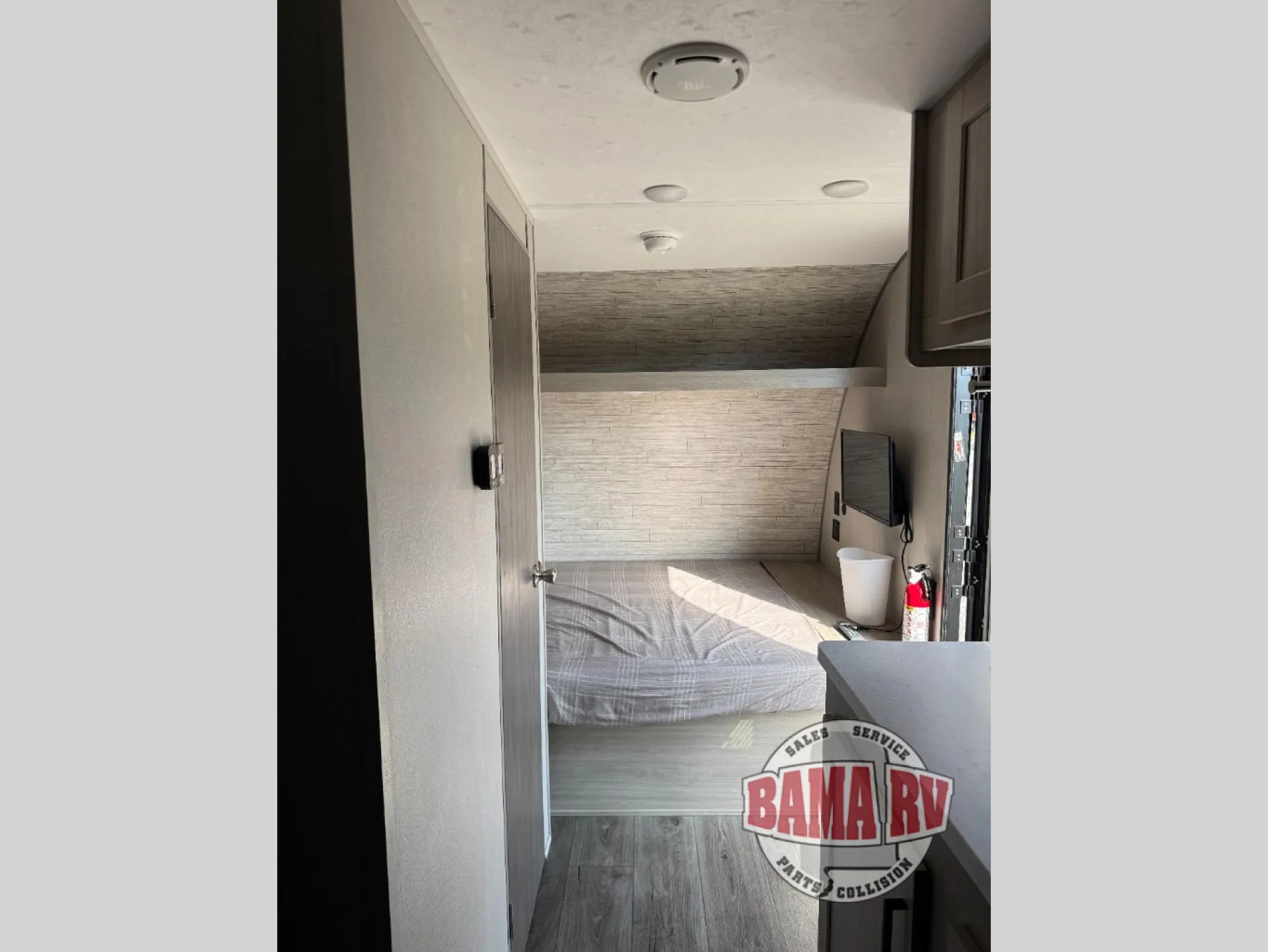 2026 Coachmen Catalina Summit Series 7 154RDX - Photo 3