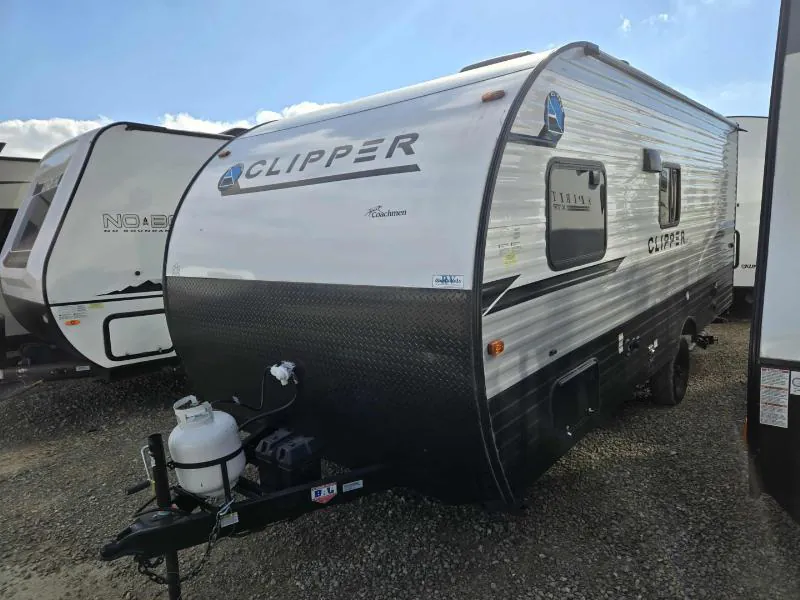 2022 Coachmen Clipper 182DBU - Photo 4