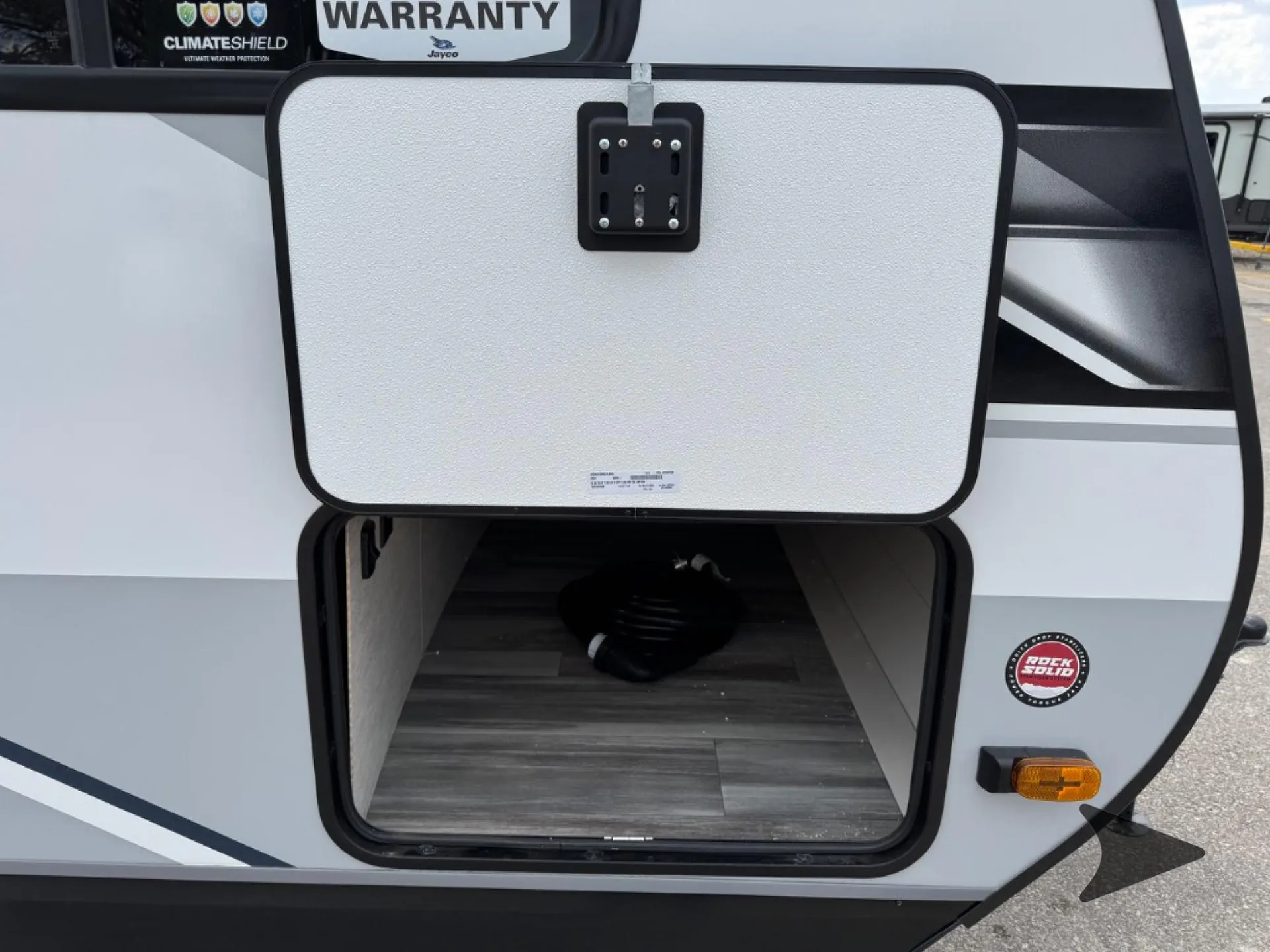 2026 Jayco Jay Feather 32QBH - Photo 3