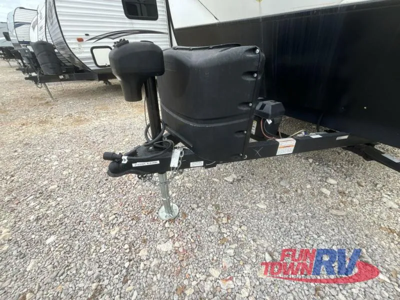 2023 Dutchmen Coleman Rubicon 1628BH - Photo 4