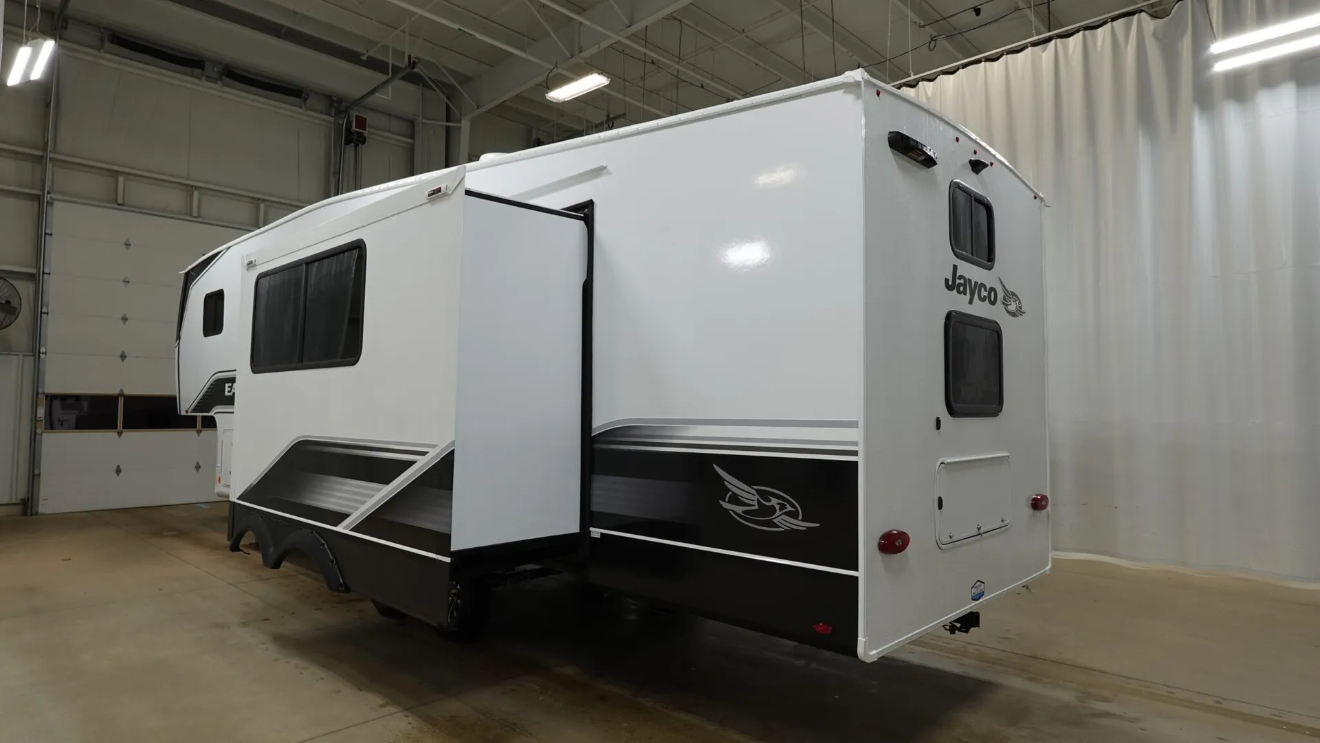 2026 Jayco Eagle SLE 28BHU - Photo 4